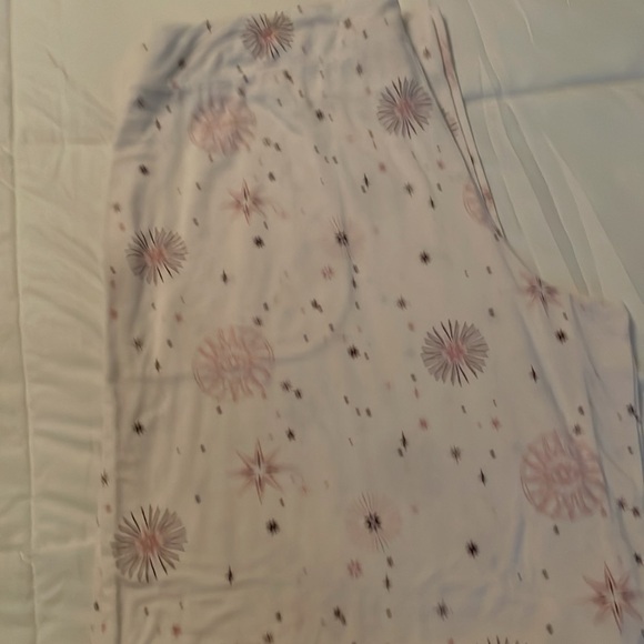 Cream pattern Lounge pants - Picture 2 of 5